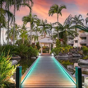 Coral Sands Beachfront Aparthotel Trinity Beach